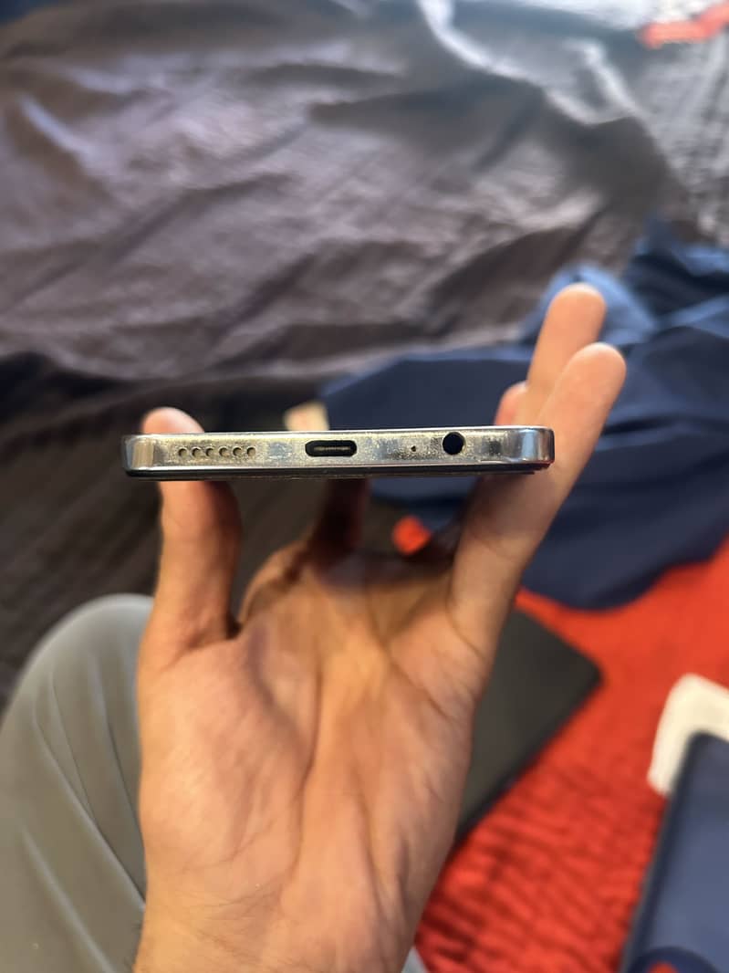 Tecno SPARK 30 Pro transform edition 4
