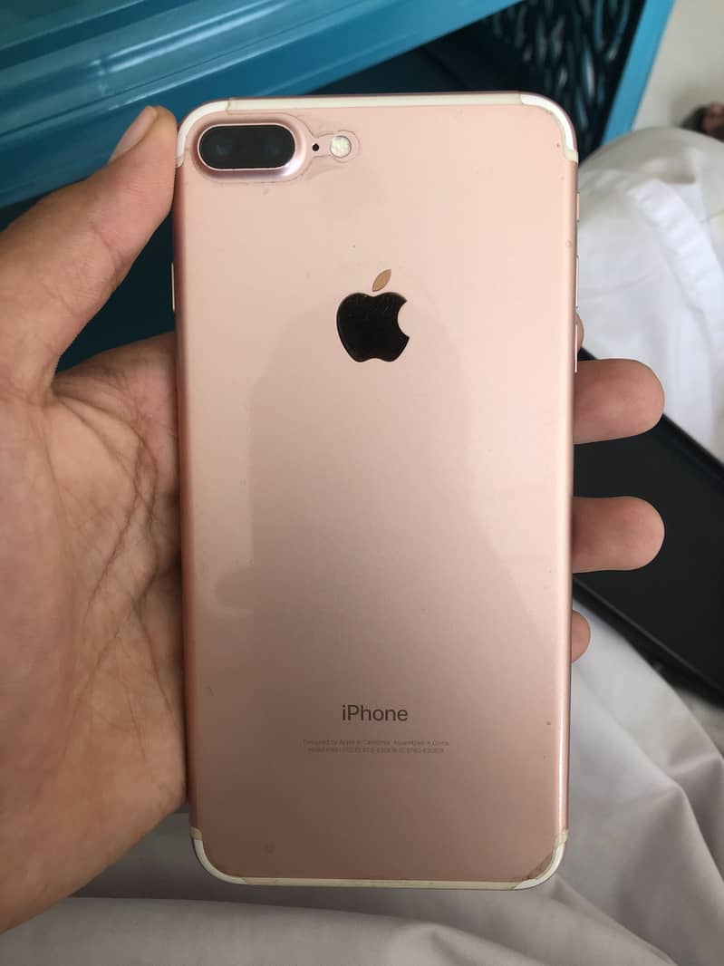 Apple iPhone 7 Plus 1