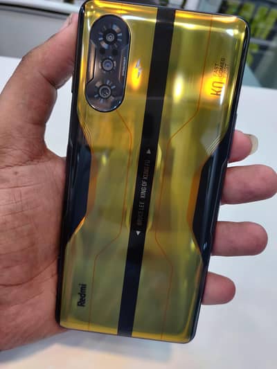 I am selling Redmi k40 ultra