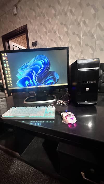 Complete Gaming PC Setup, i7 6th Gen, RX 580 4GB, 16 GB RAM, 24" LCD