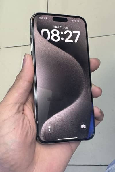 Iphone 15pro max 256gb 87 health