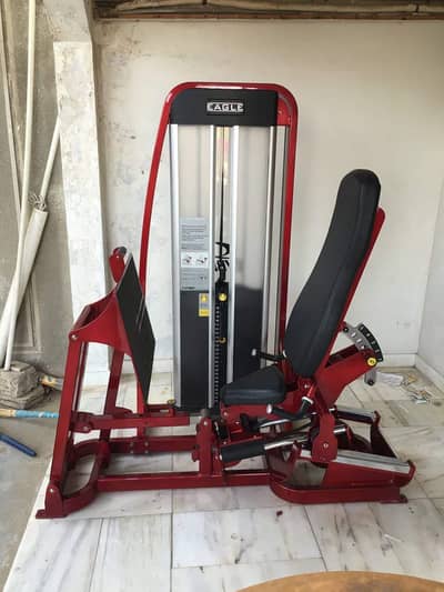 premium Gym Fitness Machines | Eagle & HOIST Commercial Gym Equipment
