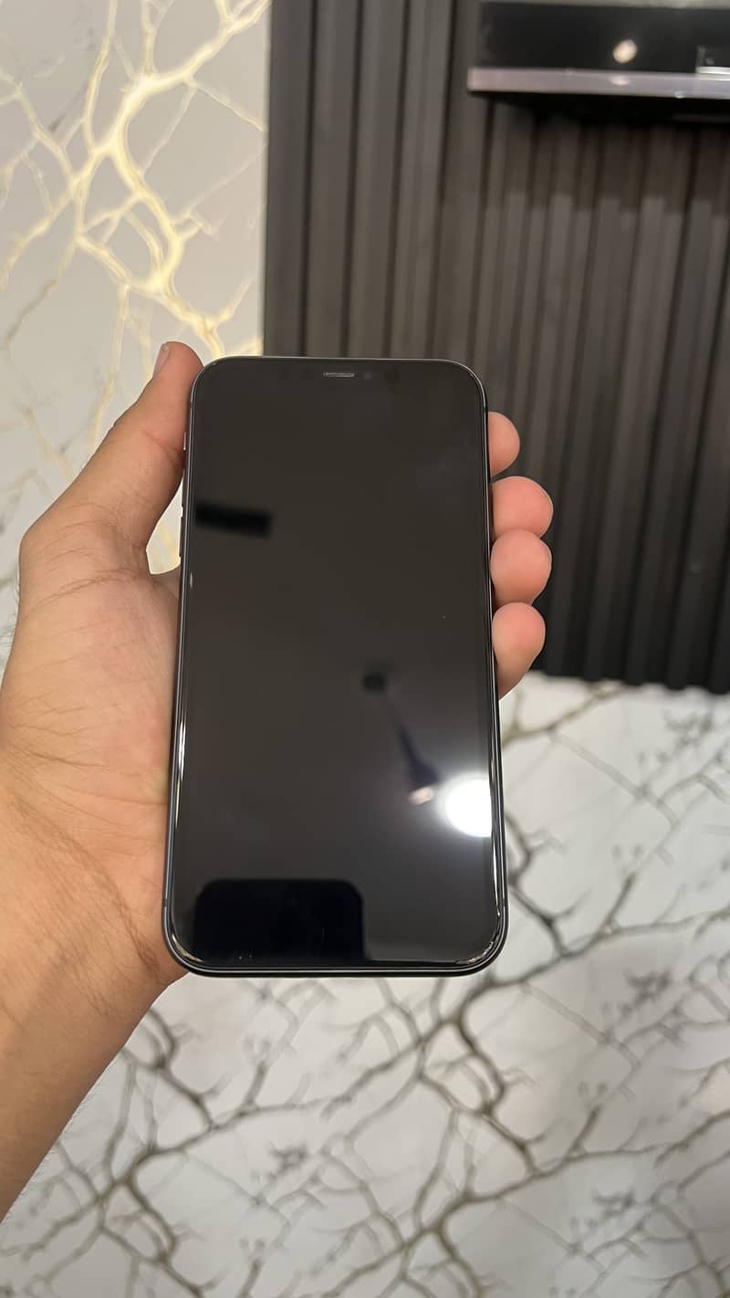 Apple iPhone 11 2
