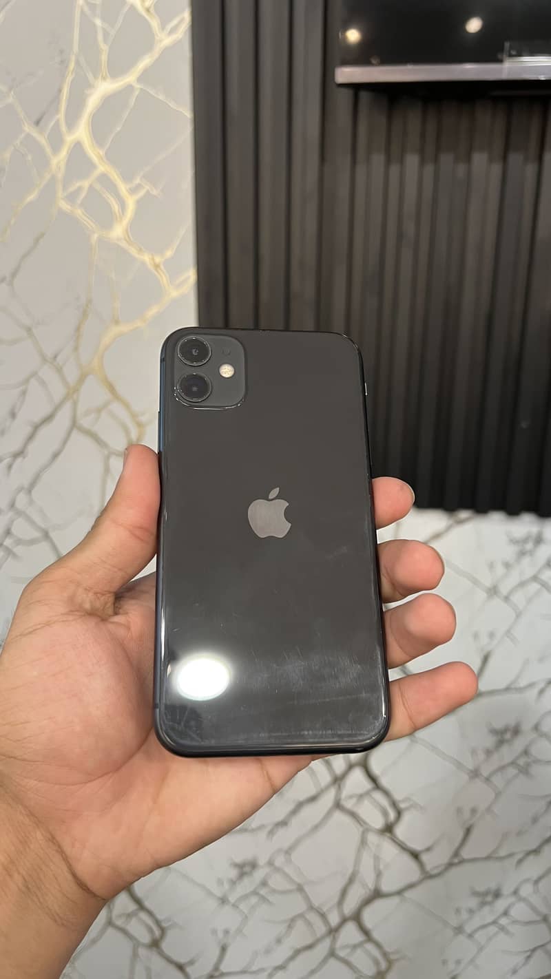 Apple iPhone 11 0