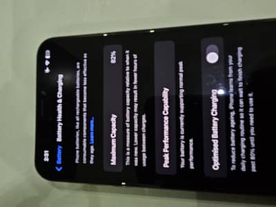 iPhone XS Max 512GB Screen Minor Crack