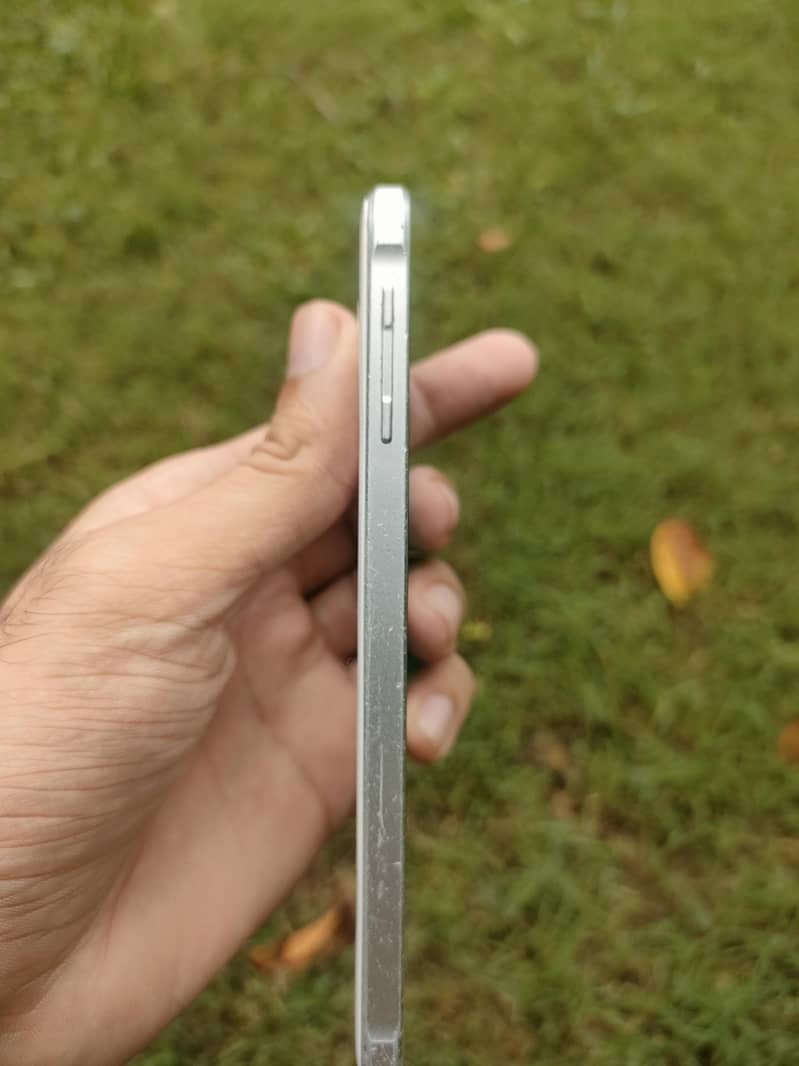 Samsung Mobile Alpha 2