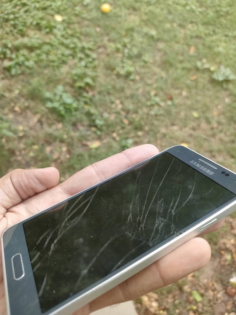Samsung Mobile Alpha 3