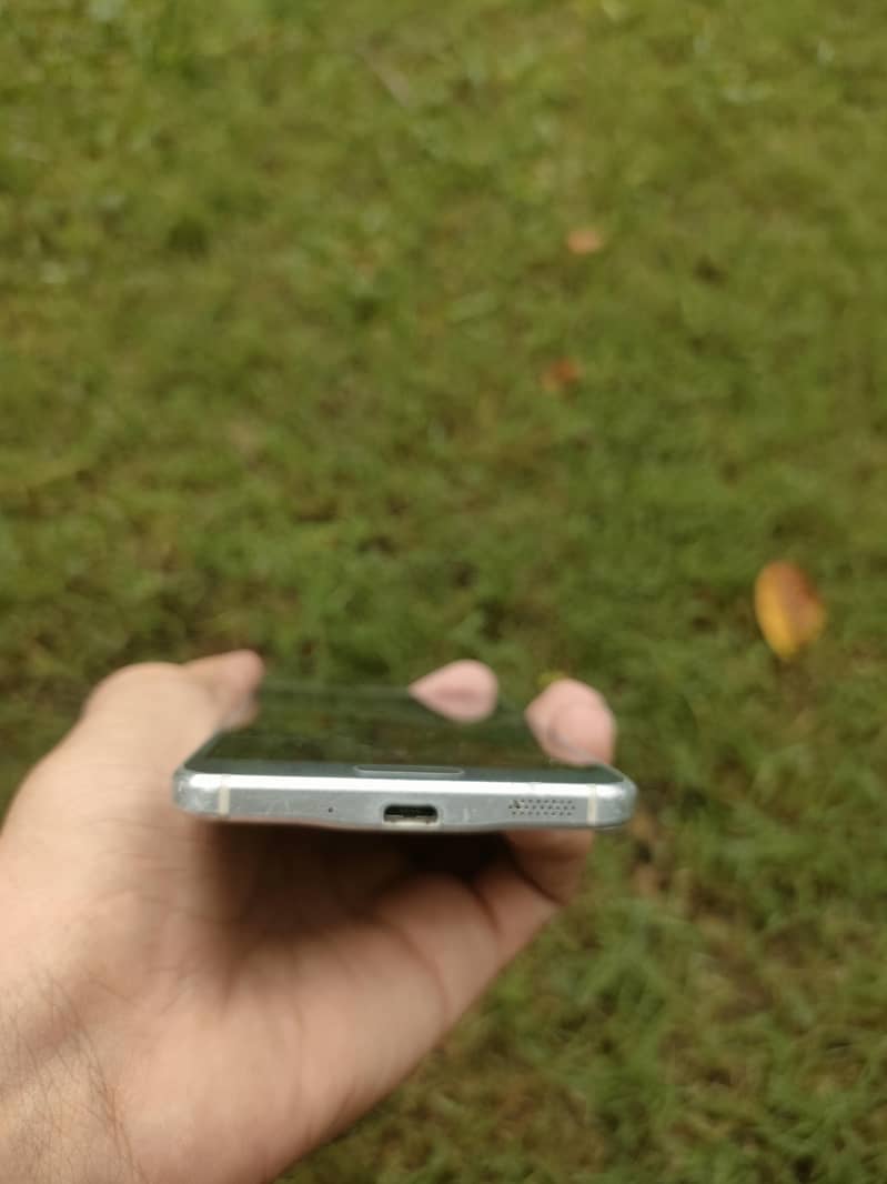 Samsung Mobile Alpha 4