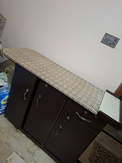 IRON STAND FOR SALE