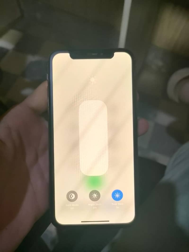 Apple iPhone XS 7