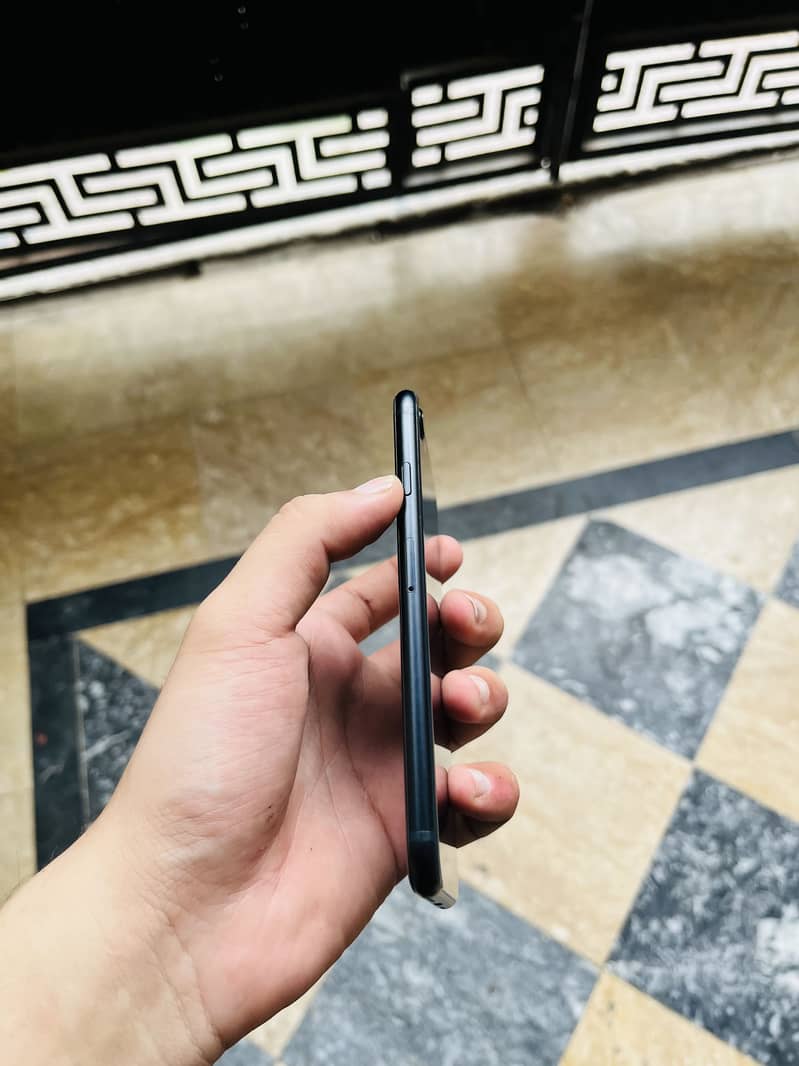 Apple iPhone SE 3rd generation MDM 3