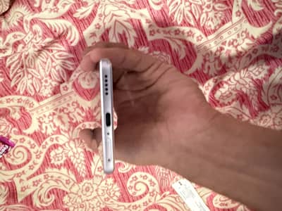 Vivo V40