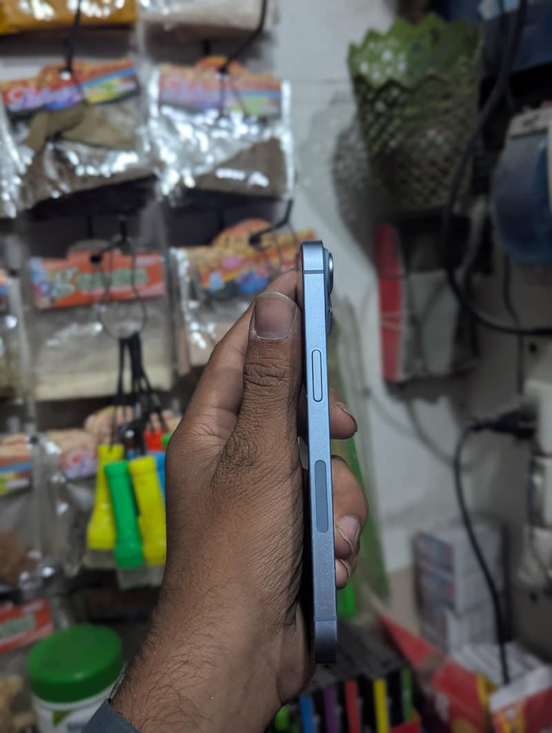 Apple iPhone 14 2