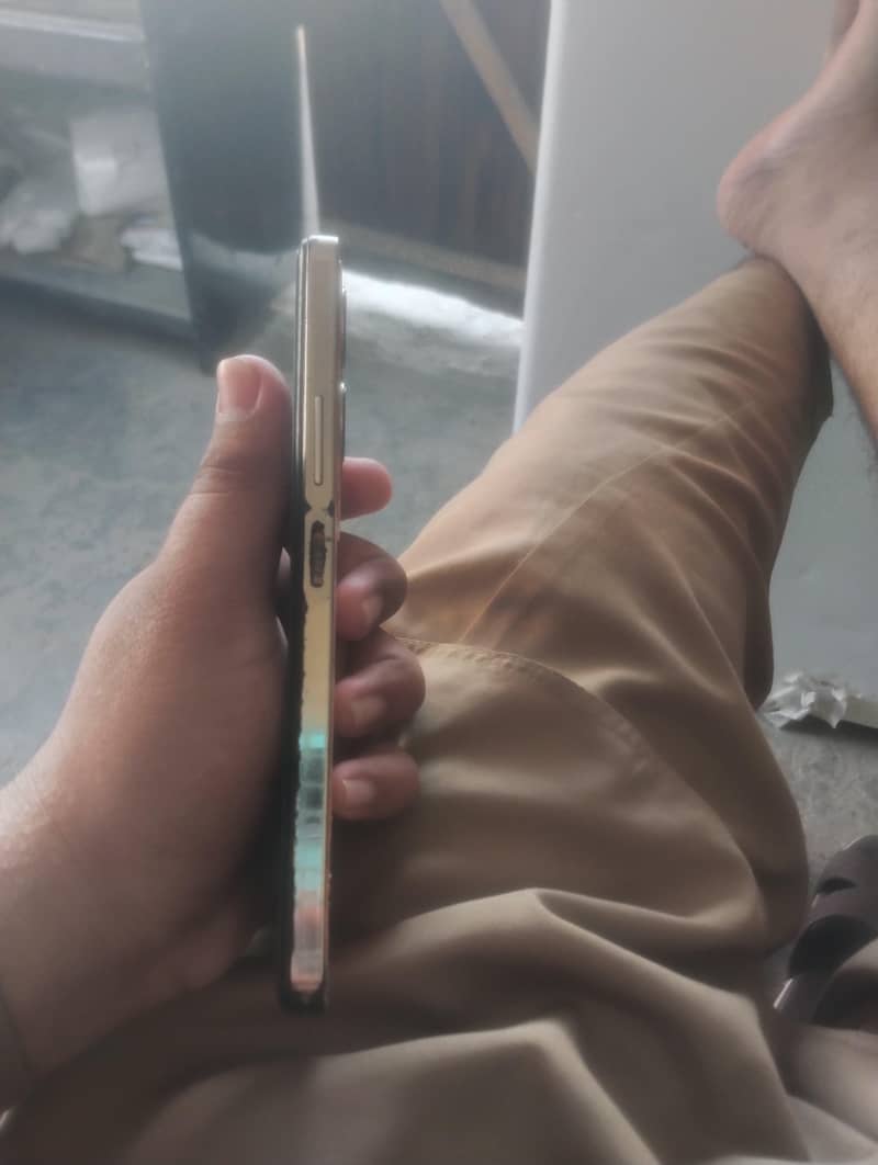 Infinix Note 30 1