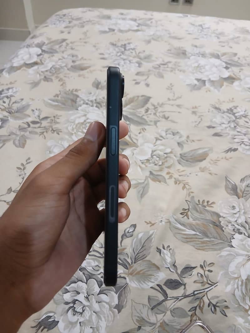 Apple iPhone 15 0