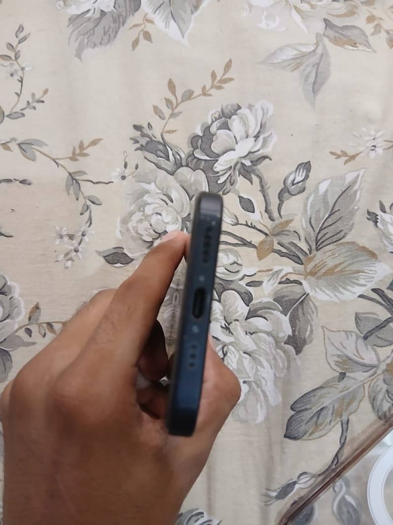 Apple iPhone 15 1