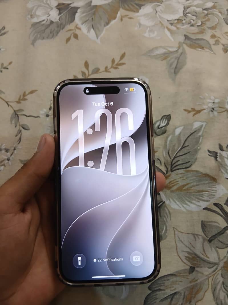 Apple iPhone 15 2
