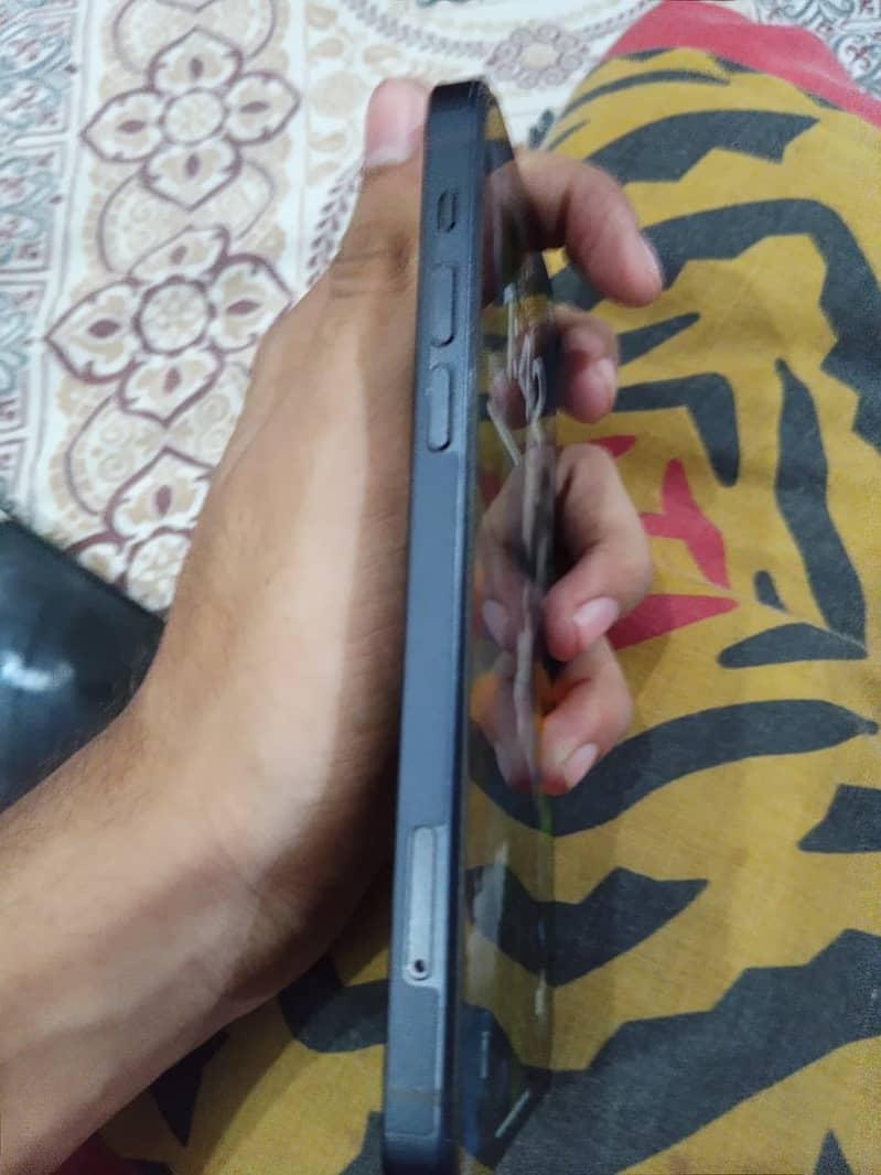 Apple iPhone 12 0
