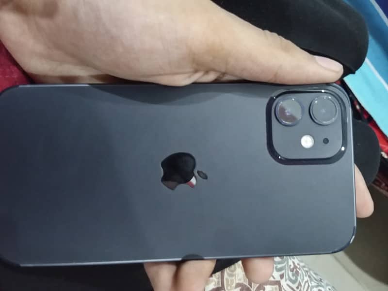 Apple iPhone 12 2