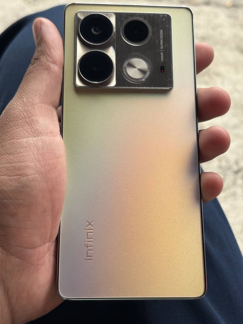 Infinix Note 40 0