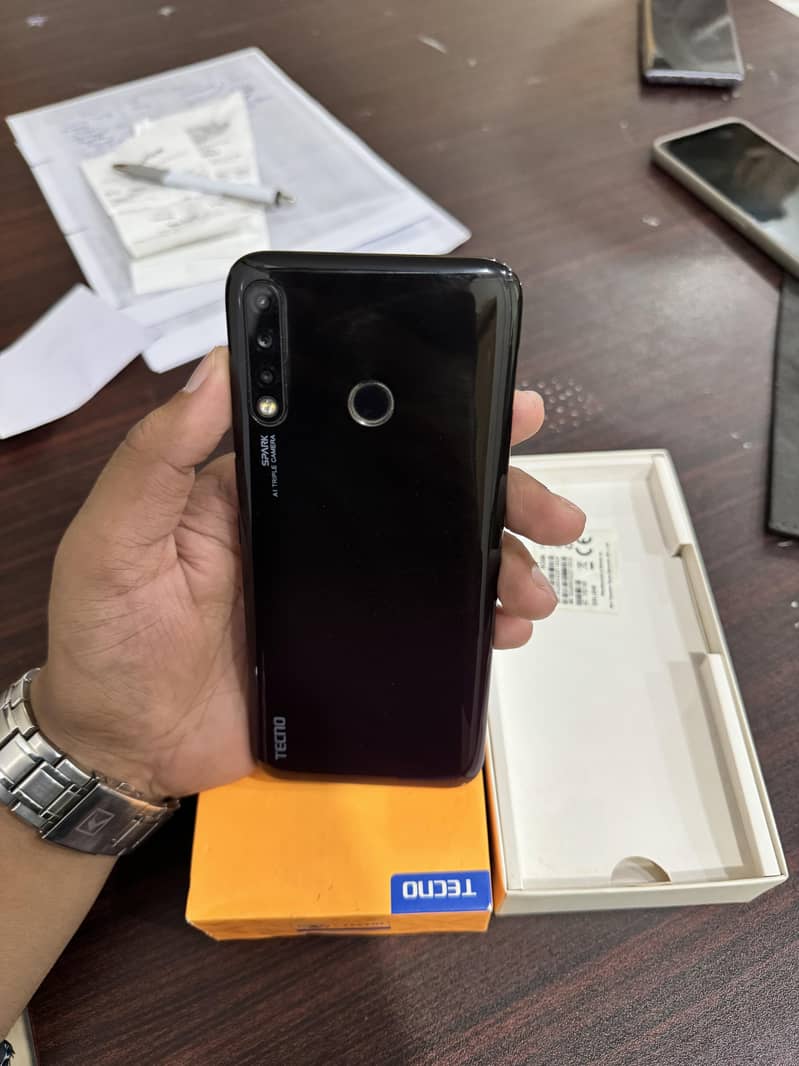 Tecno Spark 4 1