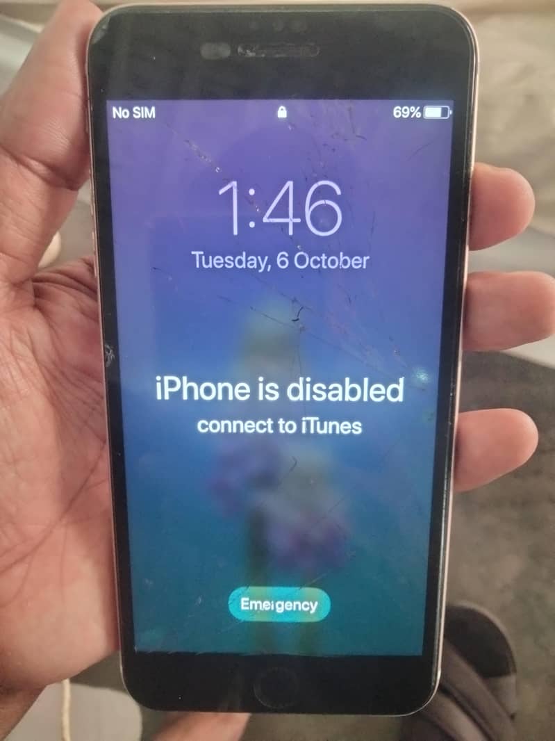 Apple iPhone 6 Plus 3