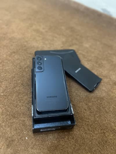 Samsung  S22 Dual Pta 12/256 box pack set