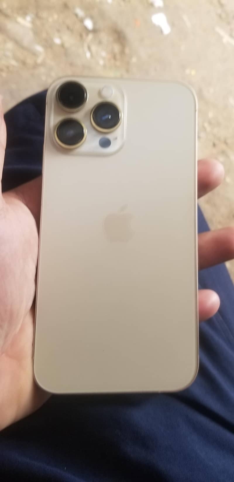 Apple iPhone XR 8