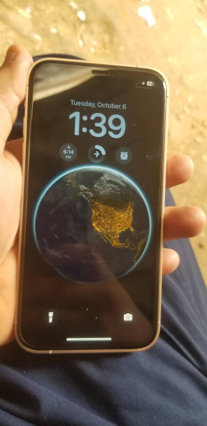 Apple iPhone XR 9