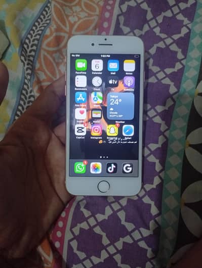 Apple iPhone 8