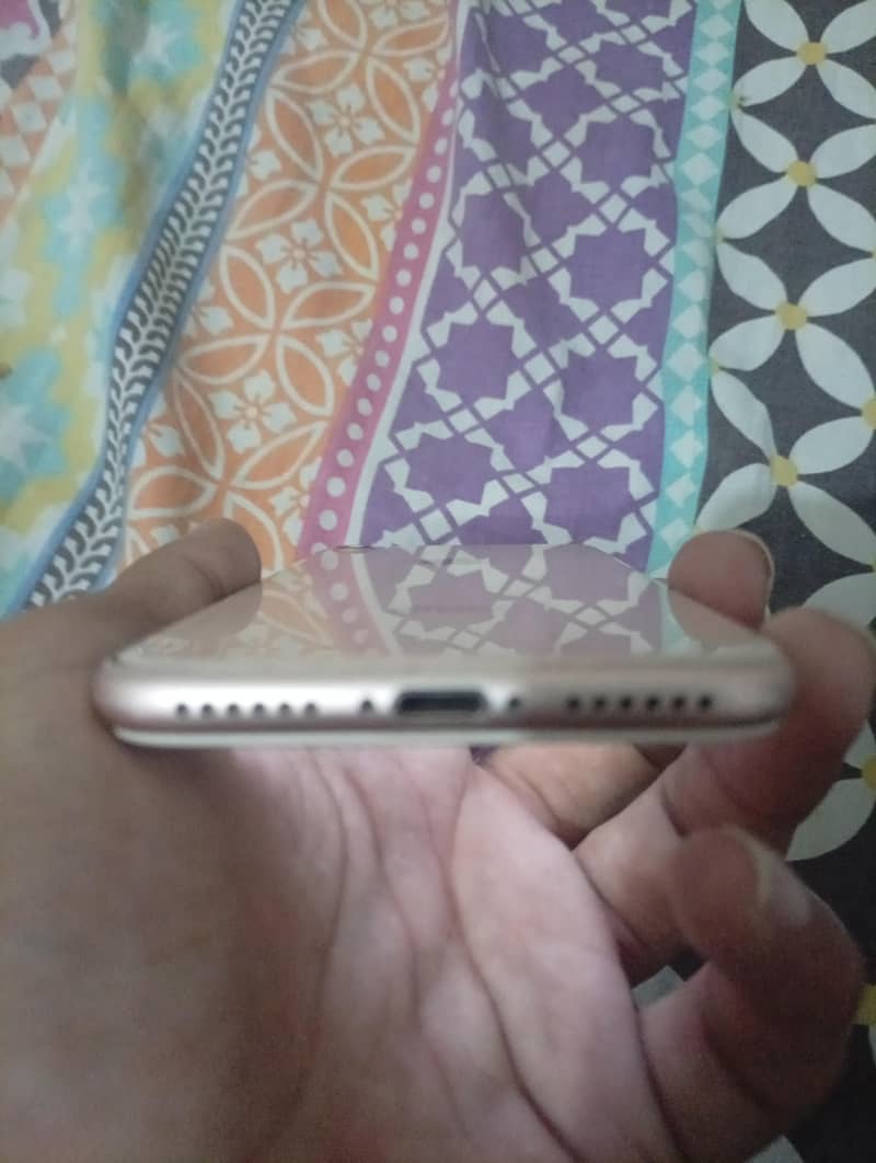 Apple iPhone 8 2