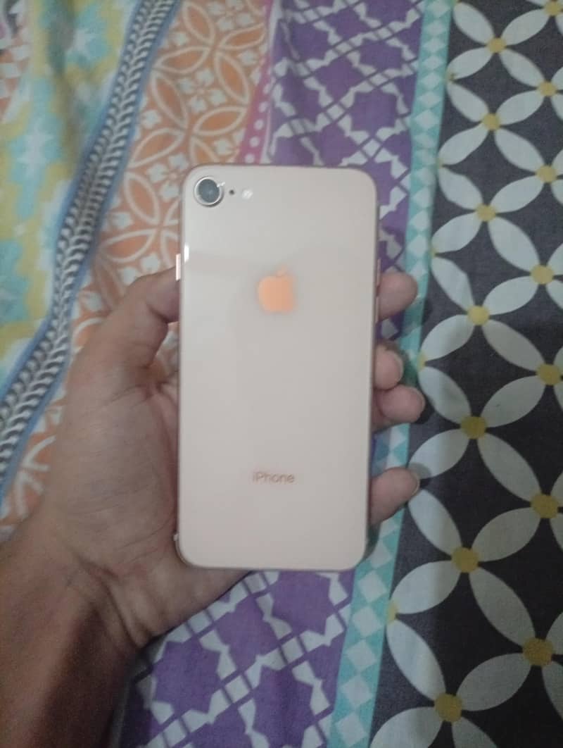 Apple iPhone 8 3