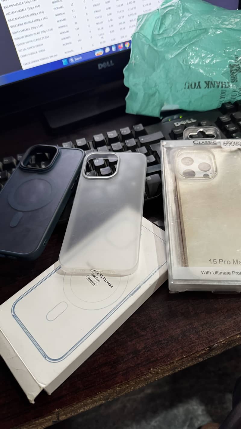 Apple iPhone 15 Pro Max 3