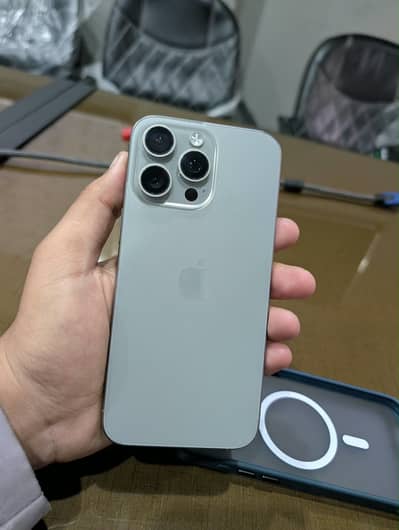 Apple iPhone 15 Pro Max