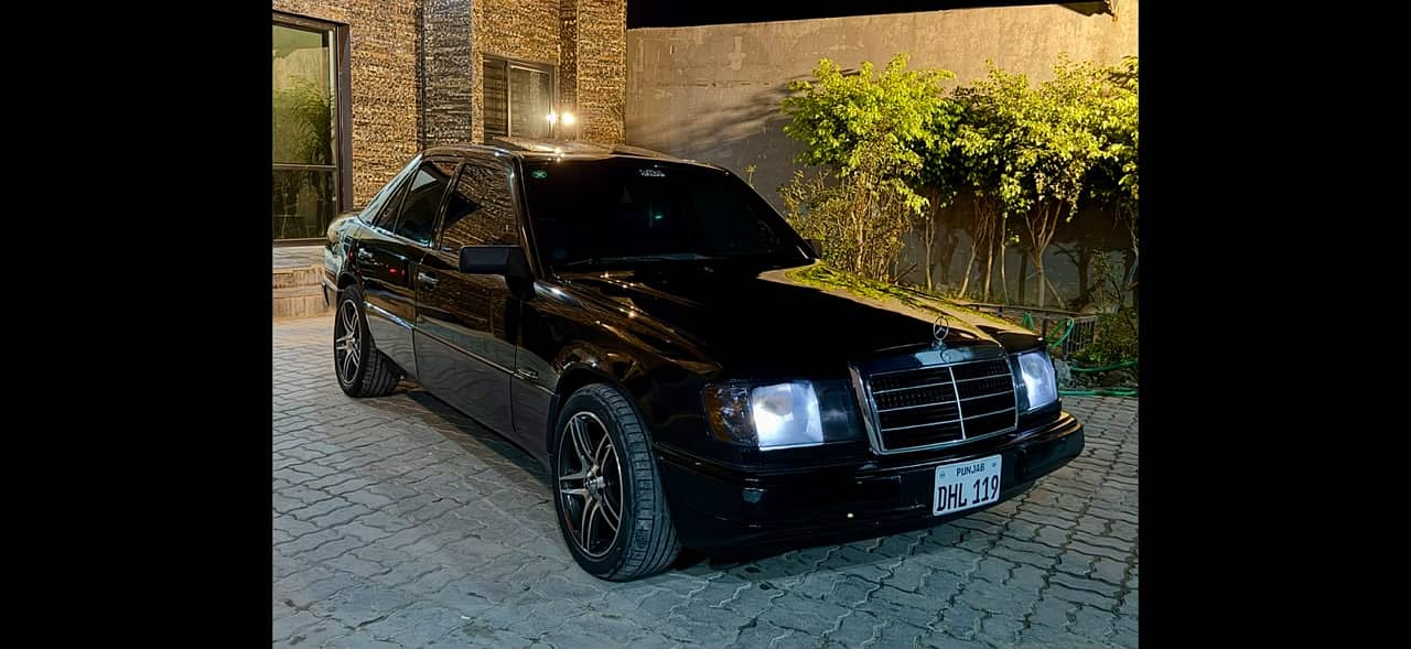 Mercedes E Class 1990 0