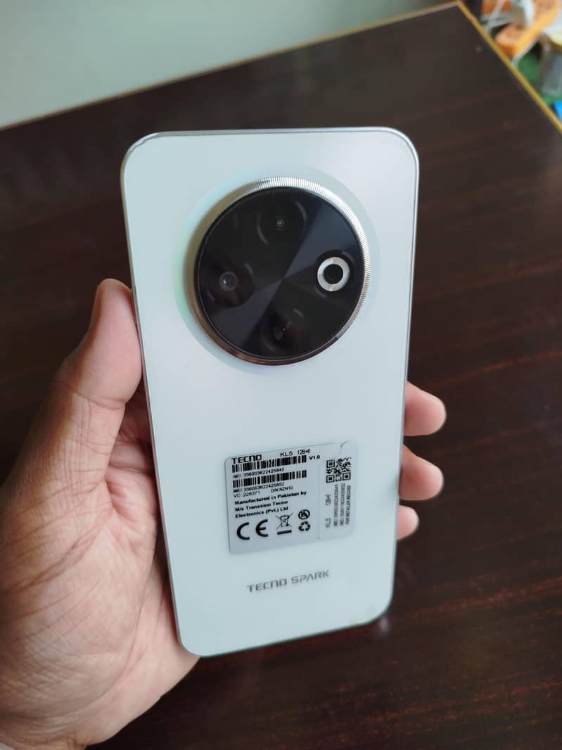 Tecno SPARK 30C 0