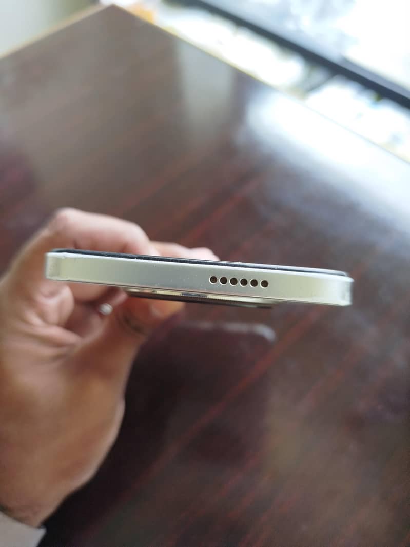 Tecno SPARK 30C 4