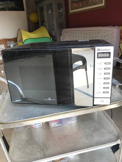 Dawlance Microwave Oven with grill