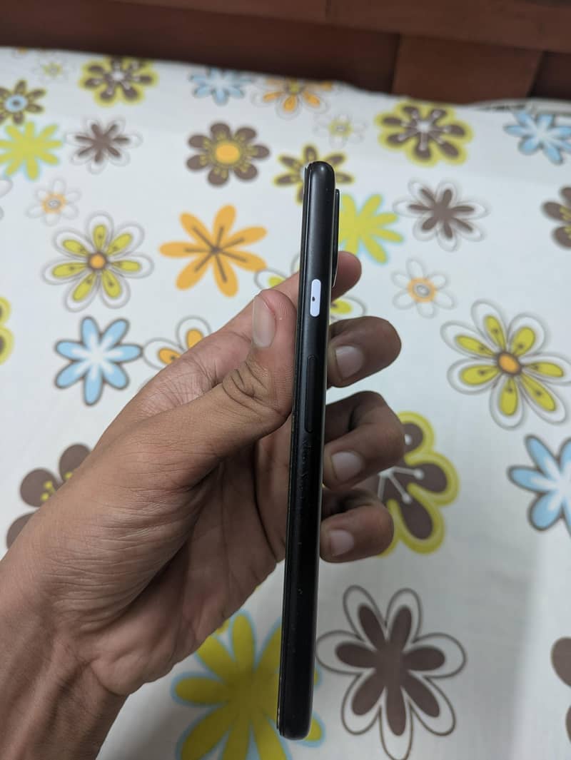 Google Pixel 4a 3