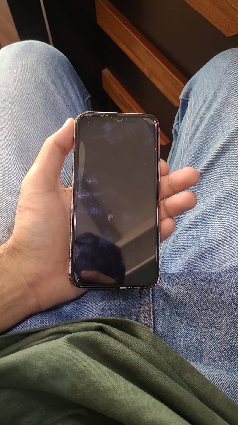 Apple iPhone 11 Pro 1