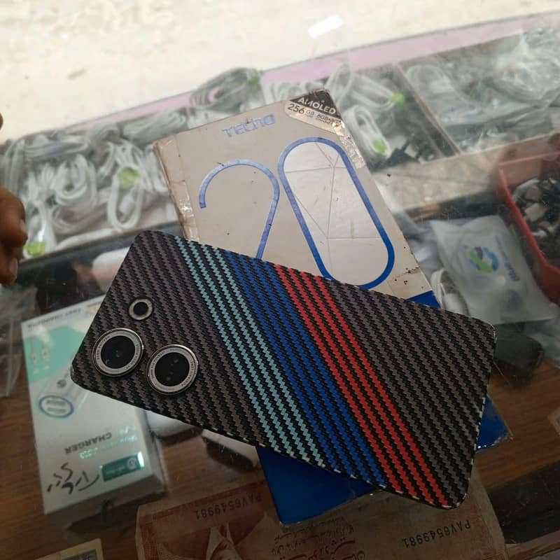 Tecno CAMON 20 0