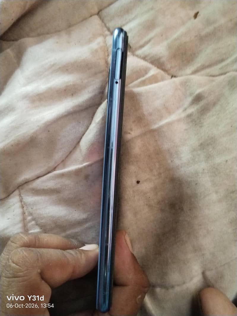 Vivo V21e 1