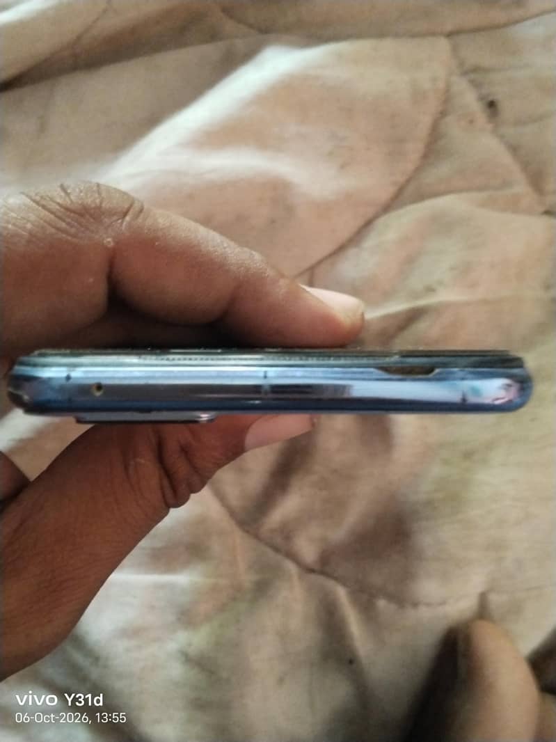 Vivo V21e 3