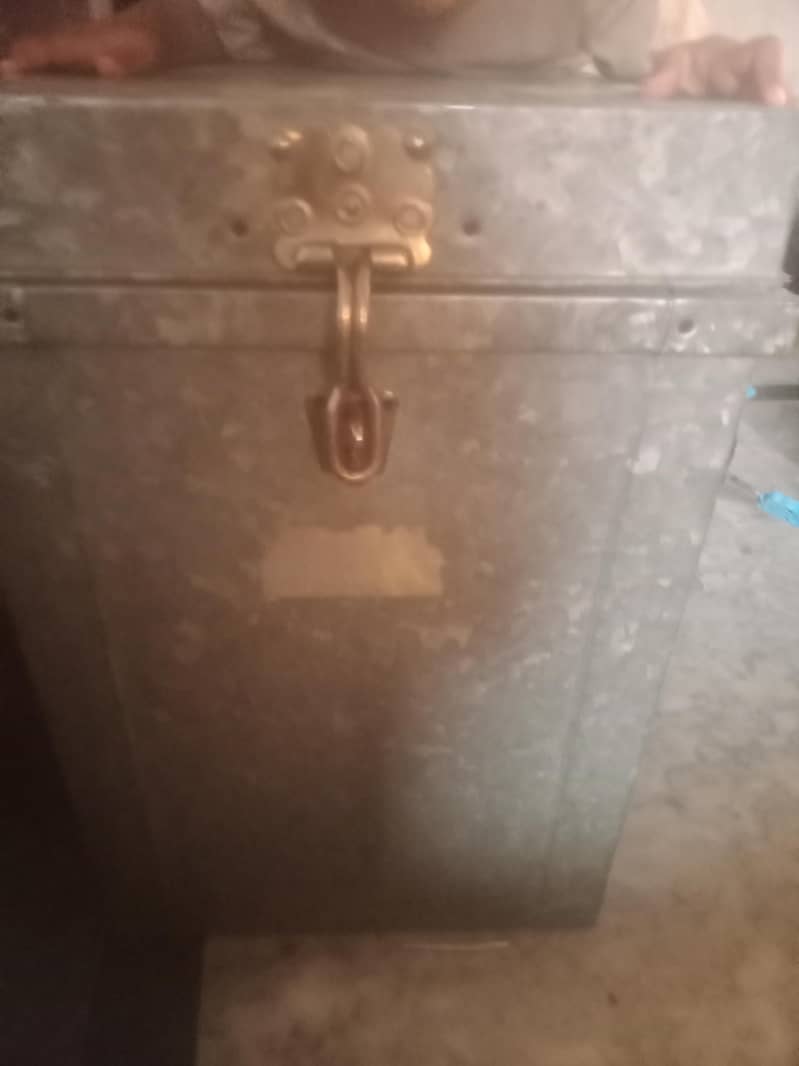 trunk (petti) 0