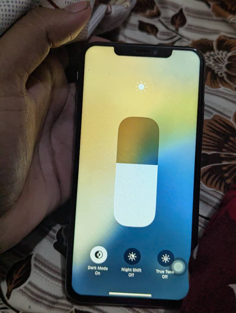 Apple iPhone XS Max 0
