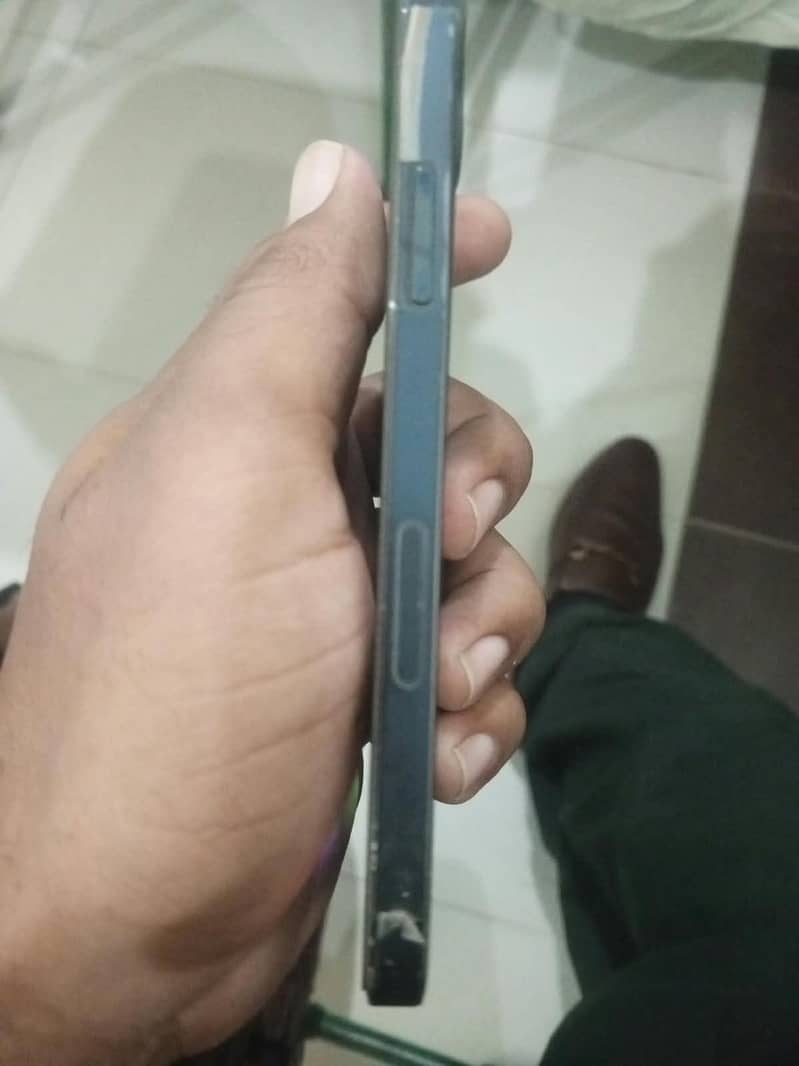 Apple iPhone 12 Pro 3