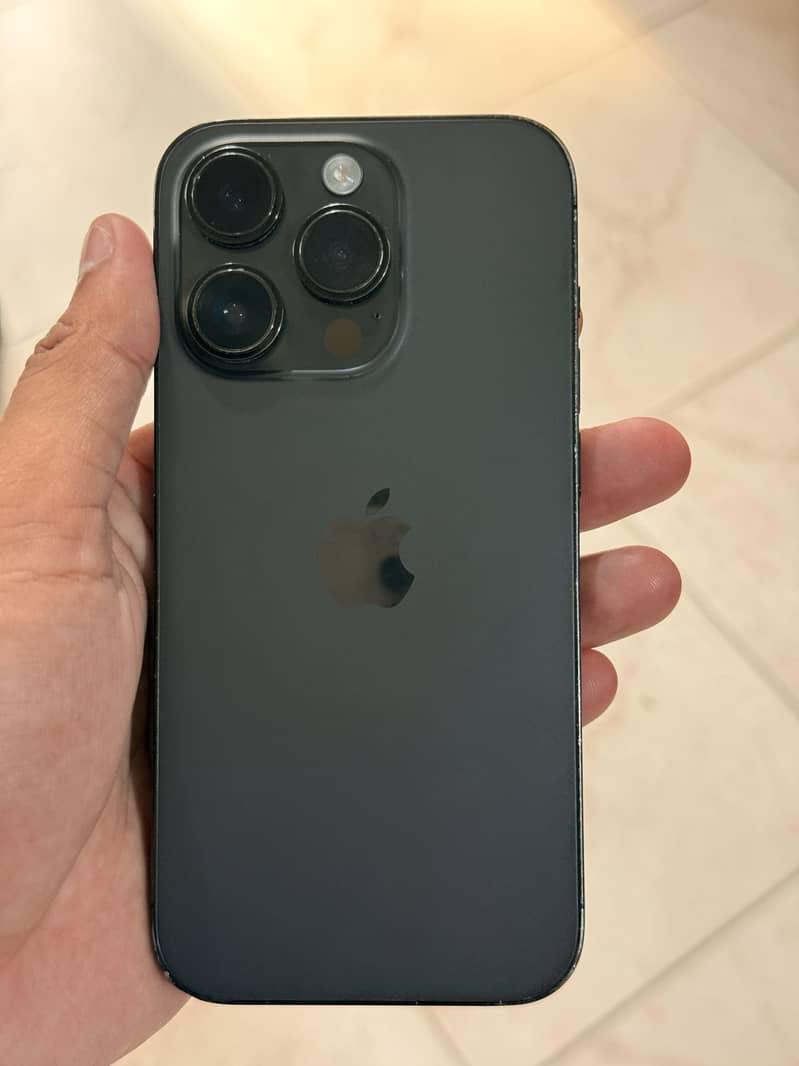 Apple iPhone 14 Pro 2