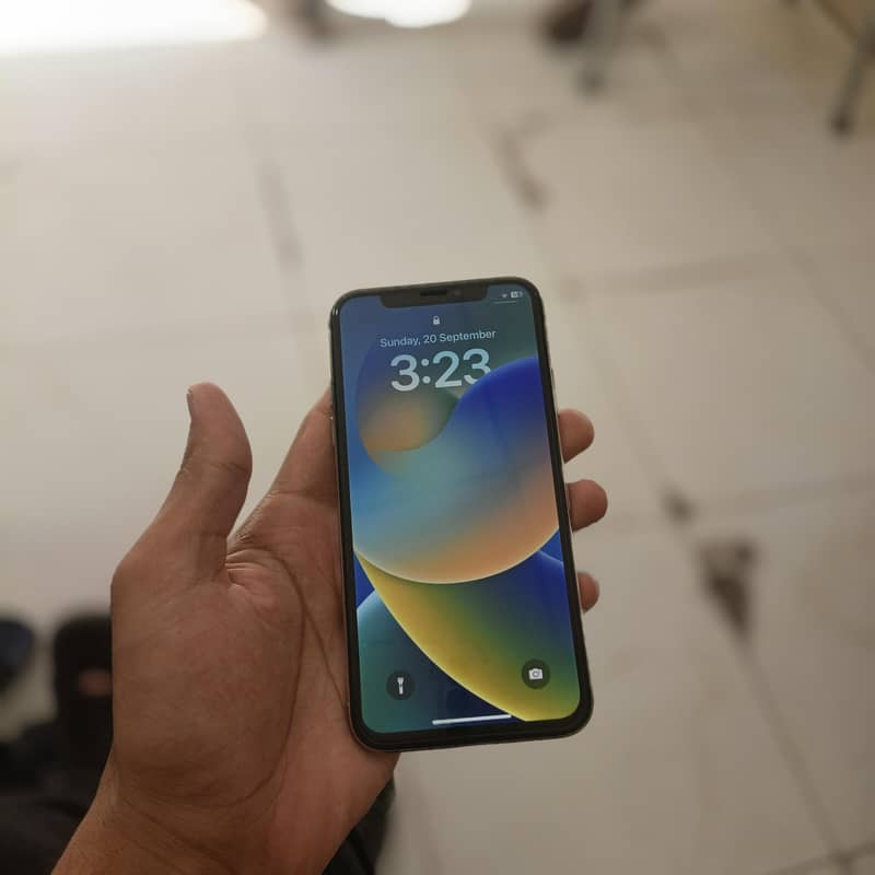Apple iPhone X 2