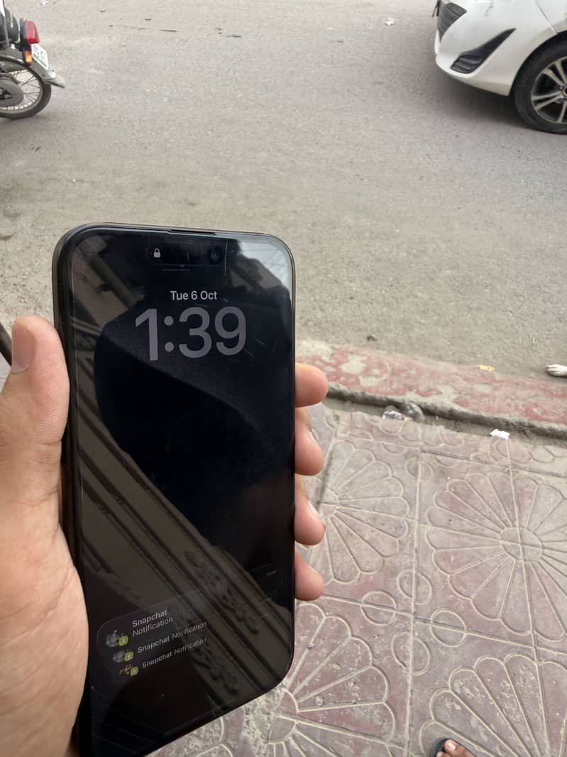 Apple iPhone 15 Pro Max 6