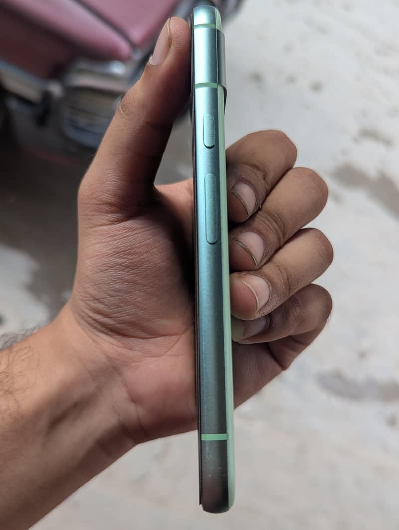 Google Pixel 8a 1